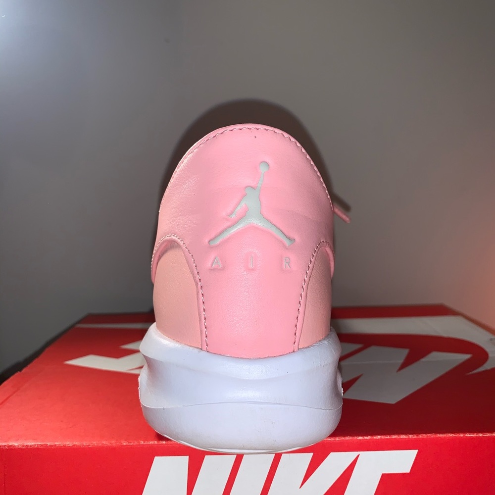 ✰ Jordan 23 - Picture 3 of 3